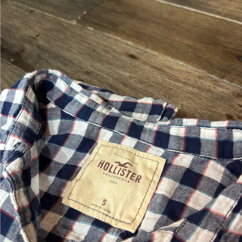 Y2K Hollister Button Up Bundle - Picture 6 of 8